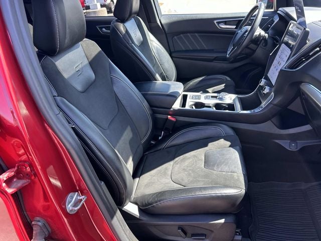 2023 Ford Edge ST