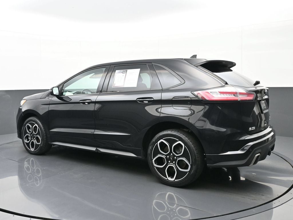 2021 Ford Edge ST
