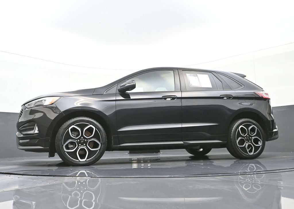 2021 Ford Edge ST