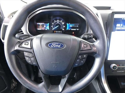 2023 Ford Edge SE