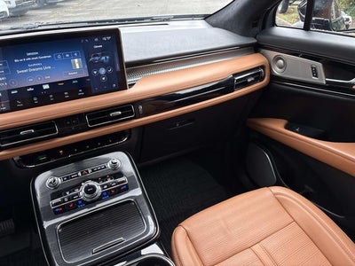 2023 Lincoln Nautilus Black Label