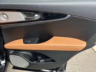 2023 Lincoln Nautilus Black Label