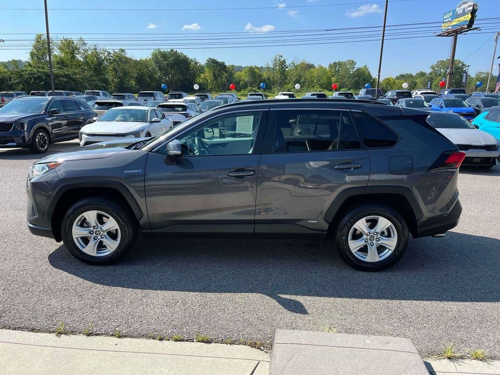 2019 Toyota RAV4 Hybrid XLE
