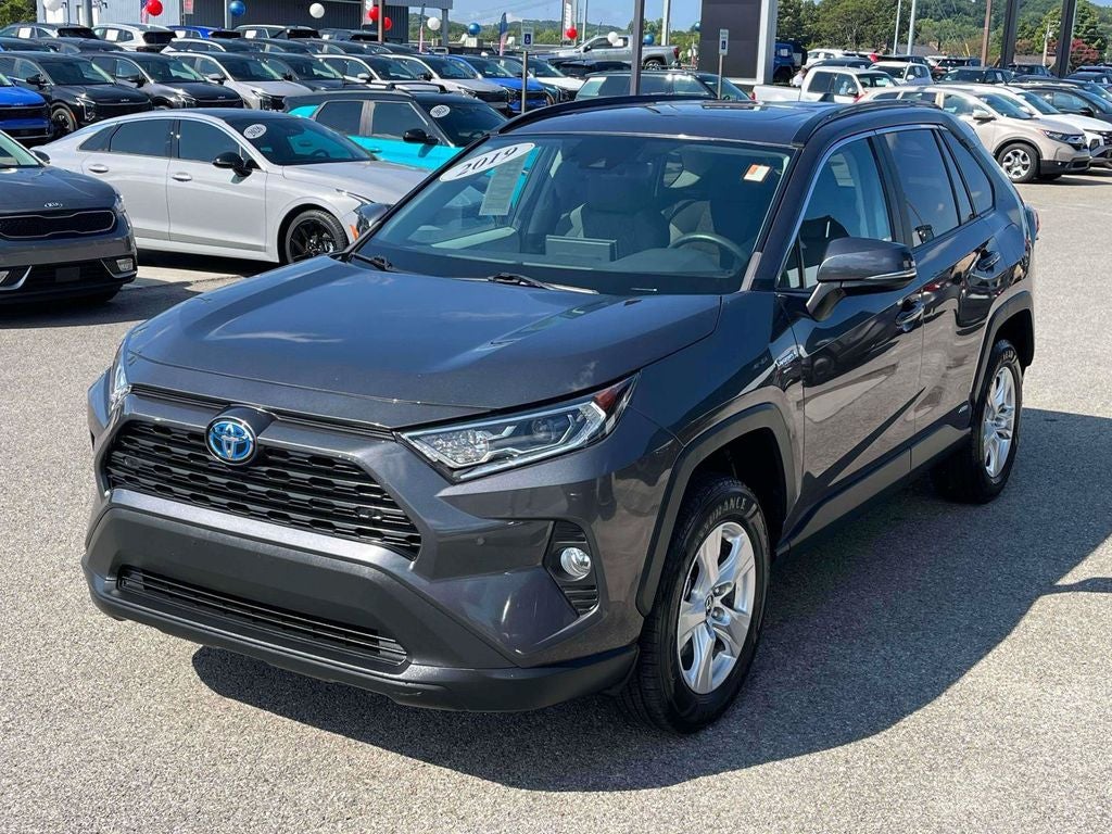 2019 Toyota RAV4 Hybrid XLE
