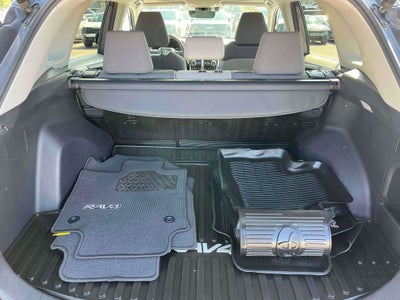 2019 Toyota RAV4 Hybrid XLE