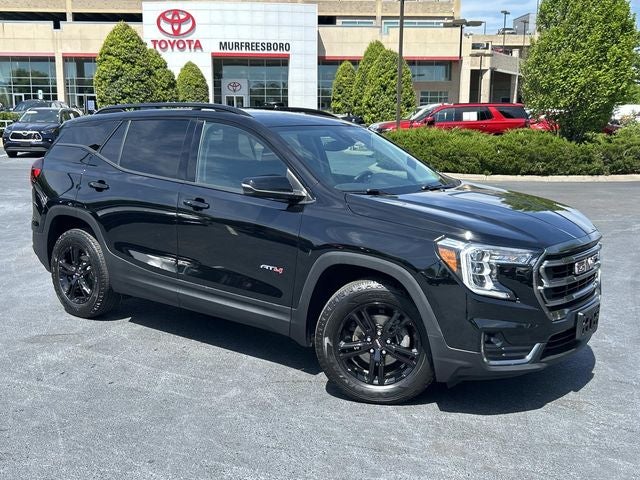 2023 GMC Terrain AT4