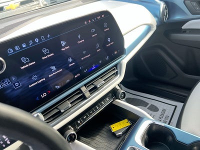 2024 Chevrolet Equinox EV LT