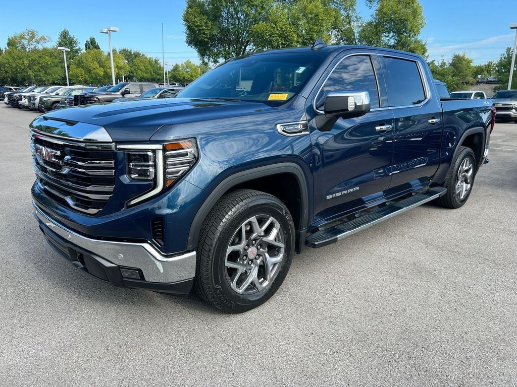 2022 GMC Sierra 1500 SLT