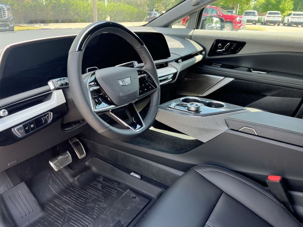 2025 Cadillac OPTIQ Luxury
