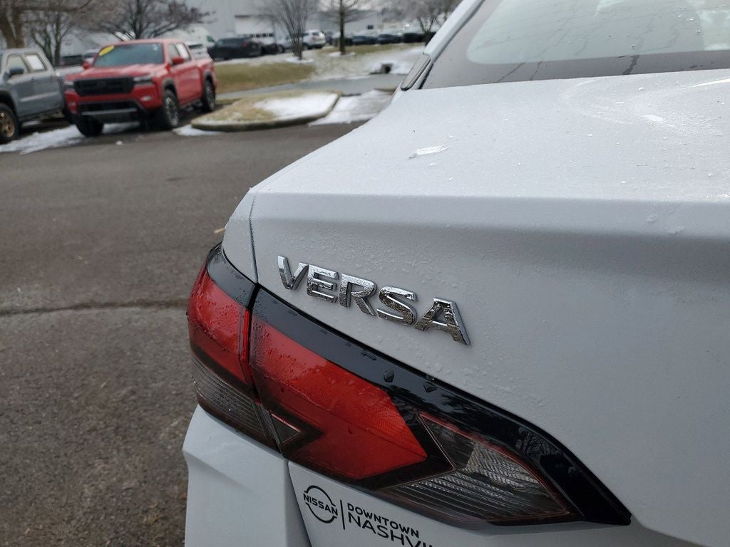 2025 Nissan Versa 1.6 S