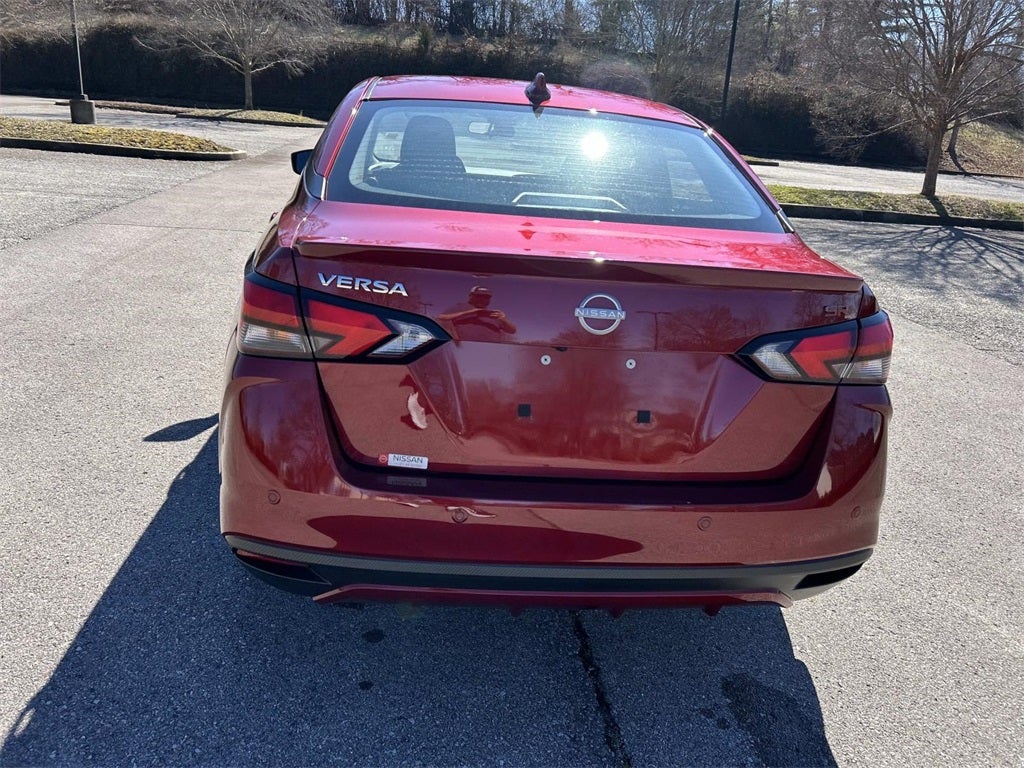 2025 Nissan Versa 1.6 SR