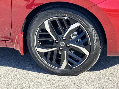 2025 Nissan Versa 1.6 SR