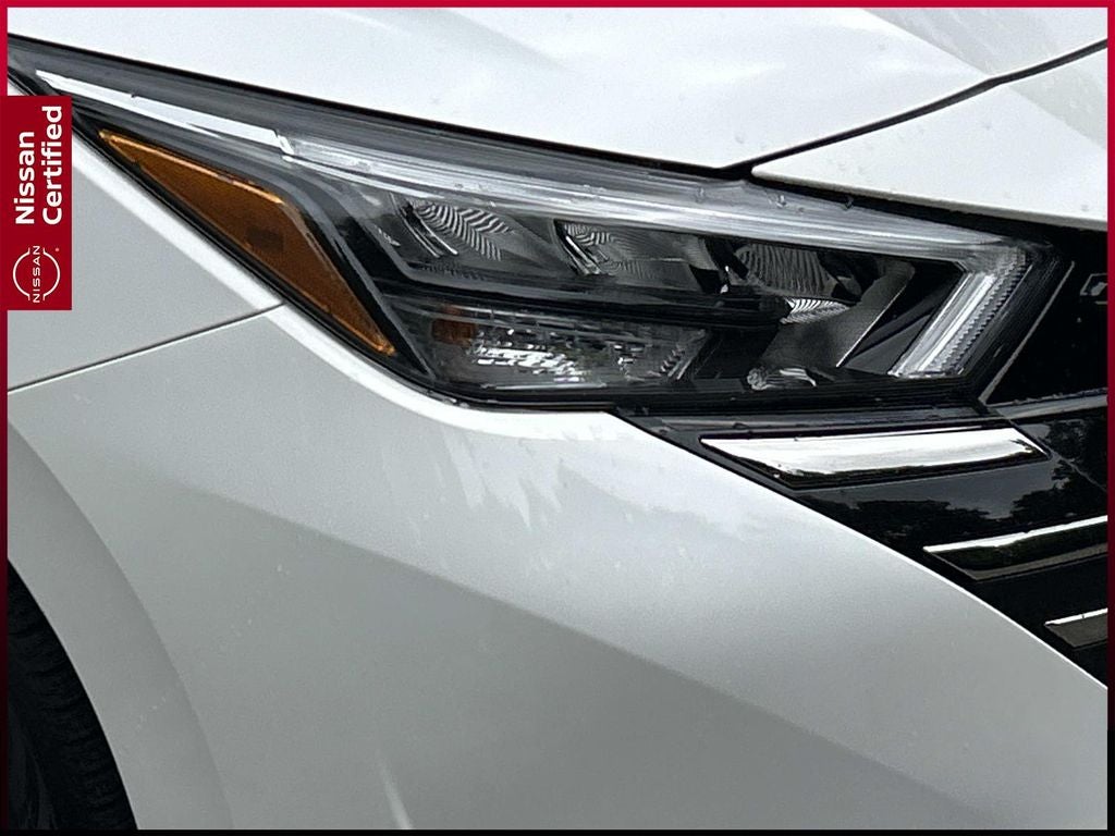 2024 Nissan Versa 1.6 SR