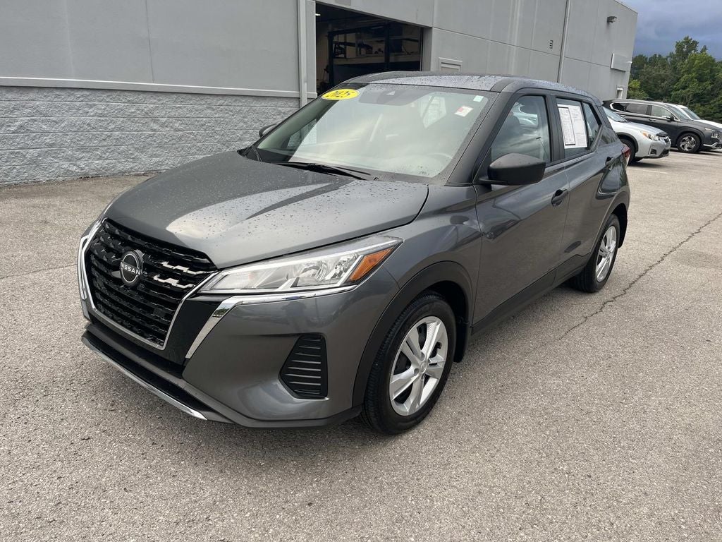 2025 Nissan Kicks Play S