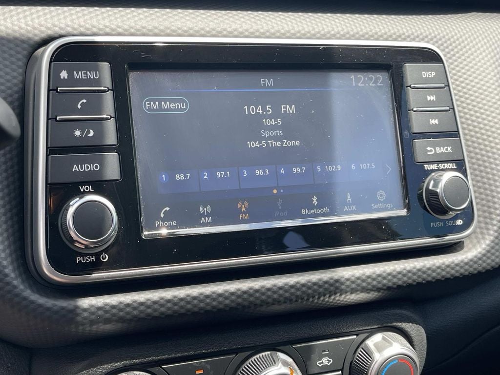2025 Nissan Kicks Play S