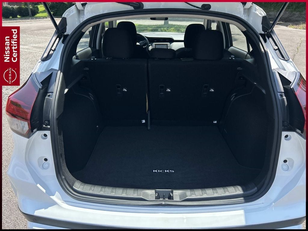 2025 Nissan Kicks Play S