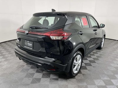 2025 Nissan Kicks Play S