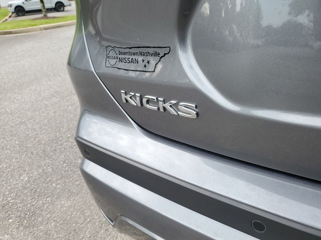 2024 Nissan Kicks S