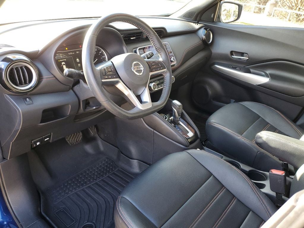 2019 Nissan Kicks SR