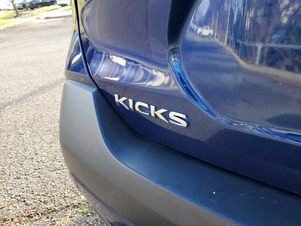 2019 Nissan Kicks SR