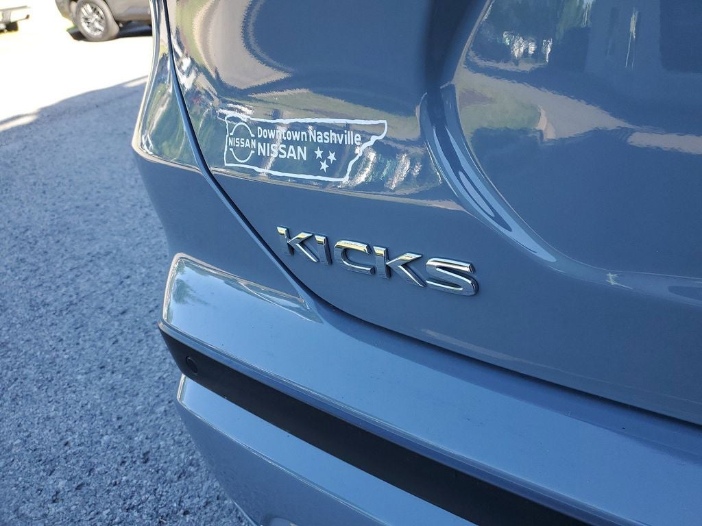 2022 Nissan Kicks SV
