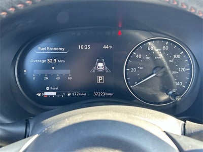 2023 Nissan Kicks SR