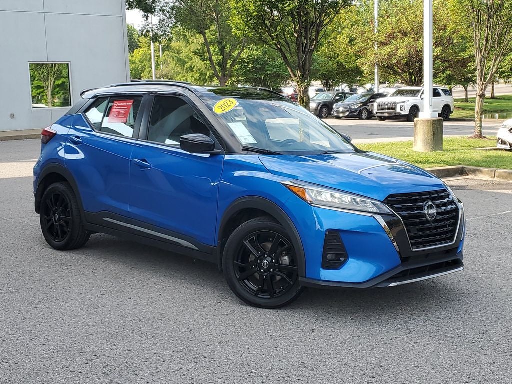 2023 Nissan Kicks SR