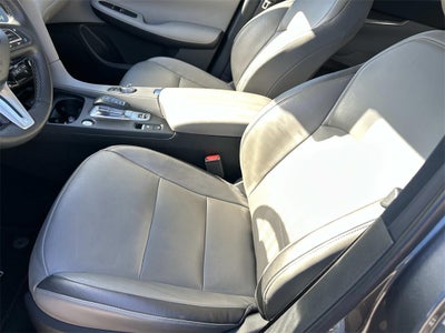 2023 INFINITI QX50 LUXE