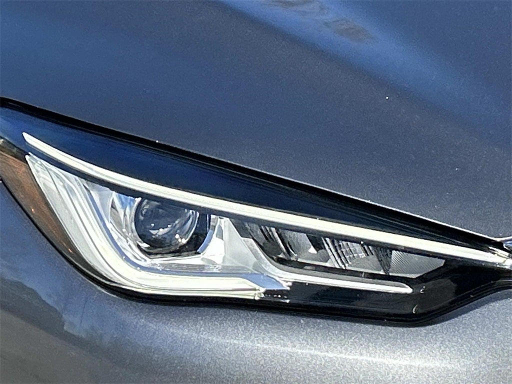 2023 INFINITI QX50 LUXE