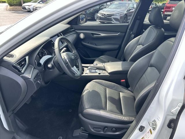 2023 INFINITI QX50 LUXE