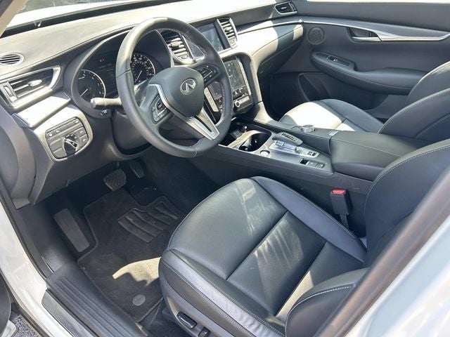 2025 INFINITI QX50 LUXE