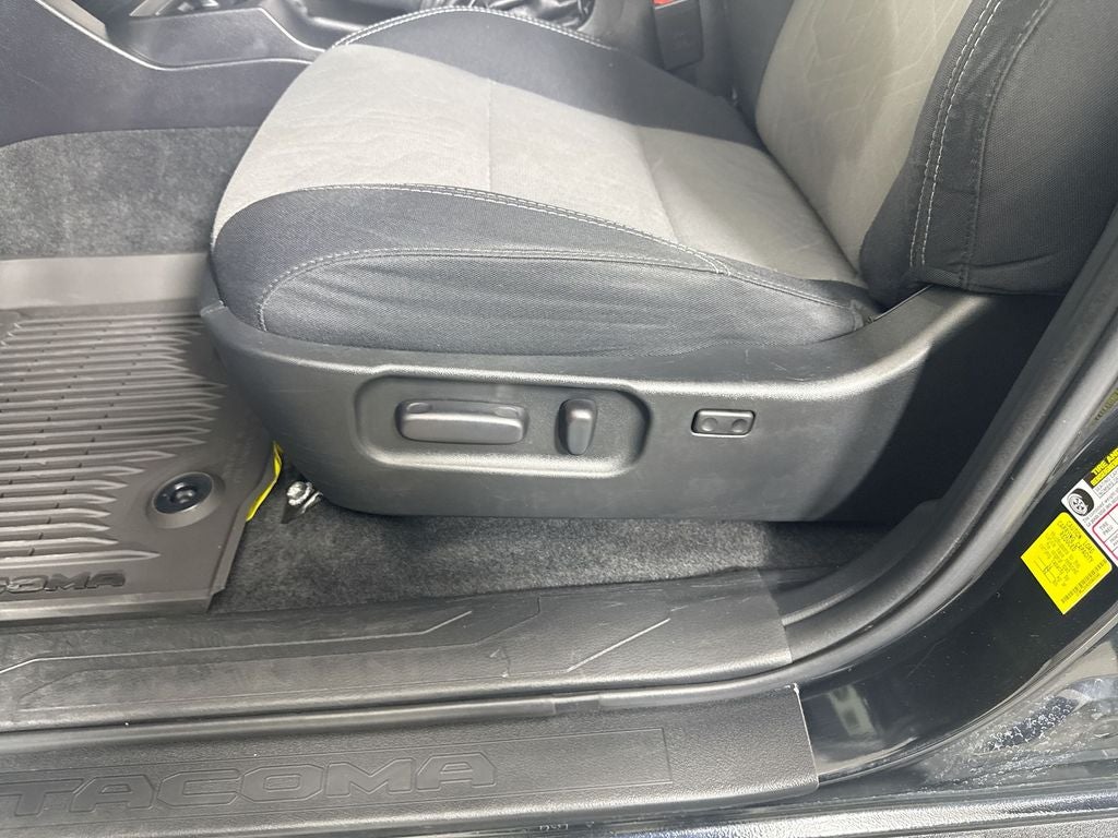 2022 Toyota Tacoma TRD Sport V6