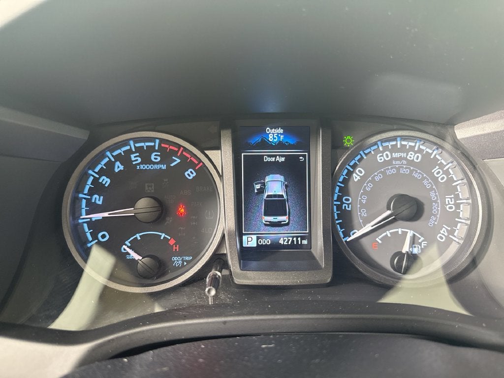 2023 Toyota Tacoma TRD Sport V6