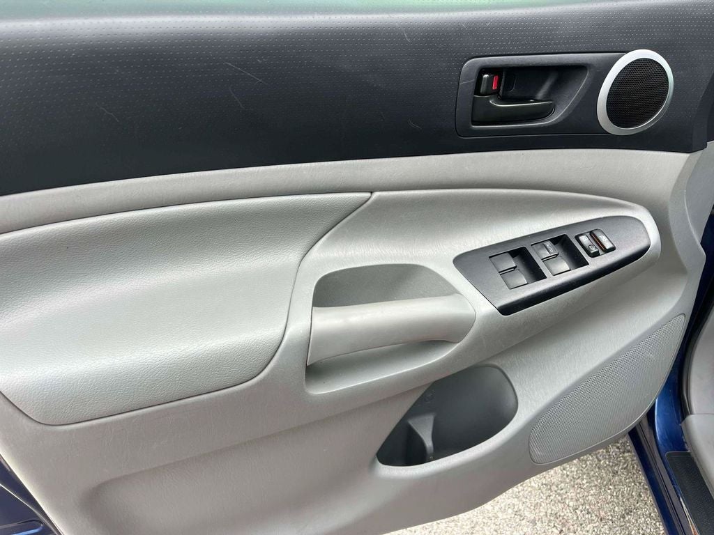 2015 Toyota Tacoma Base V6