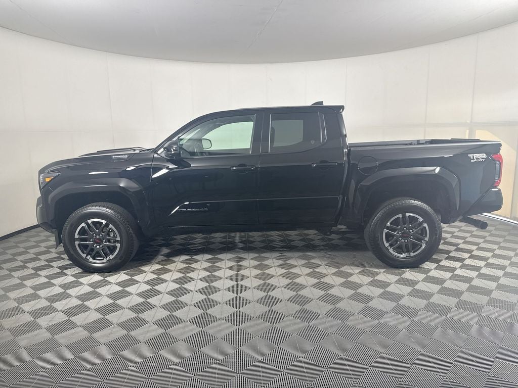 2025 Toyota Tacoma Hybrid TRD Sport