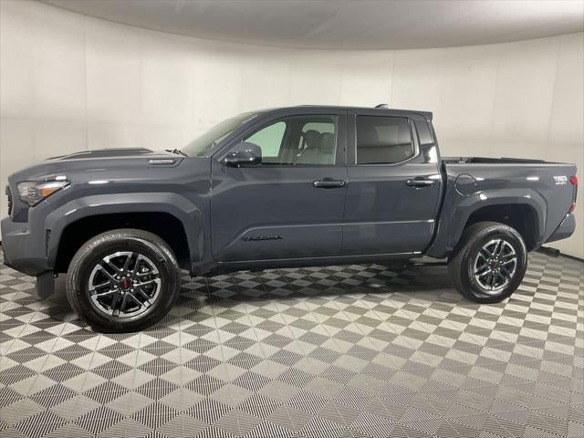 2025 Toyota Tacoma Hybrid TRD Sport