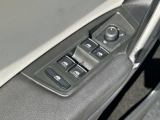2018 Volkswagen Tiguan 2.0T SE