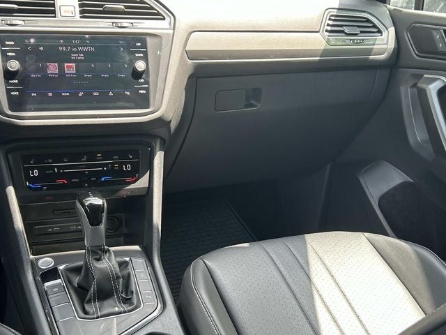 2024 Volkswagen Tiguan 2.0T SE R-Line Black