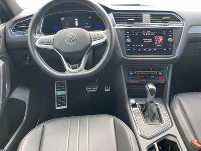 2023 Volkswagen Tiguan SE R-Line Black