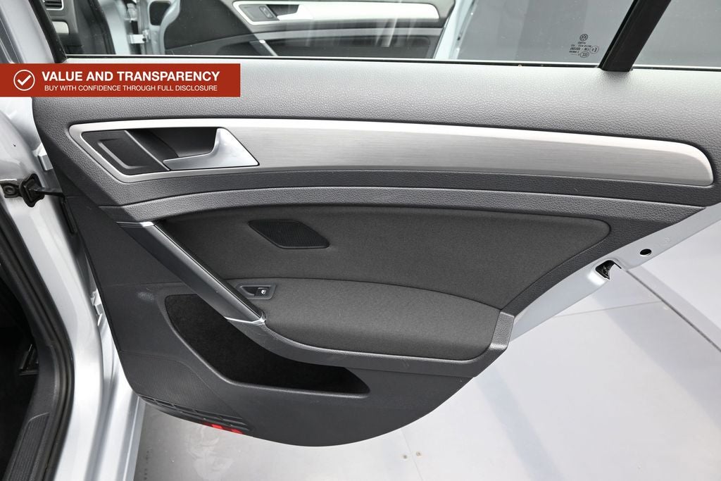 2016 Volkswagen Golf SportWagen S