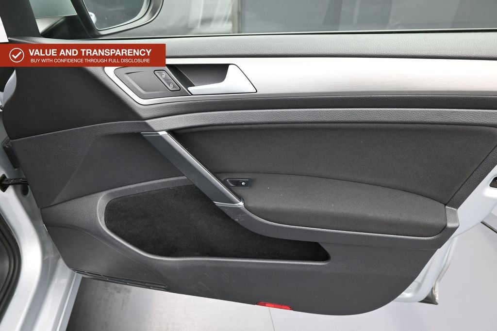 2016 Volkswagen Golf SportWagen S