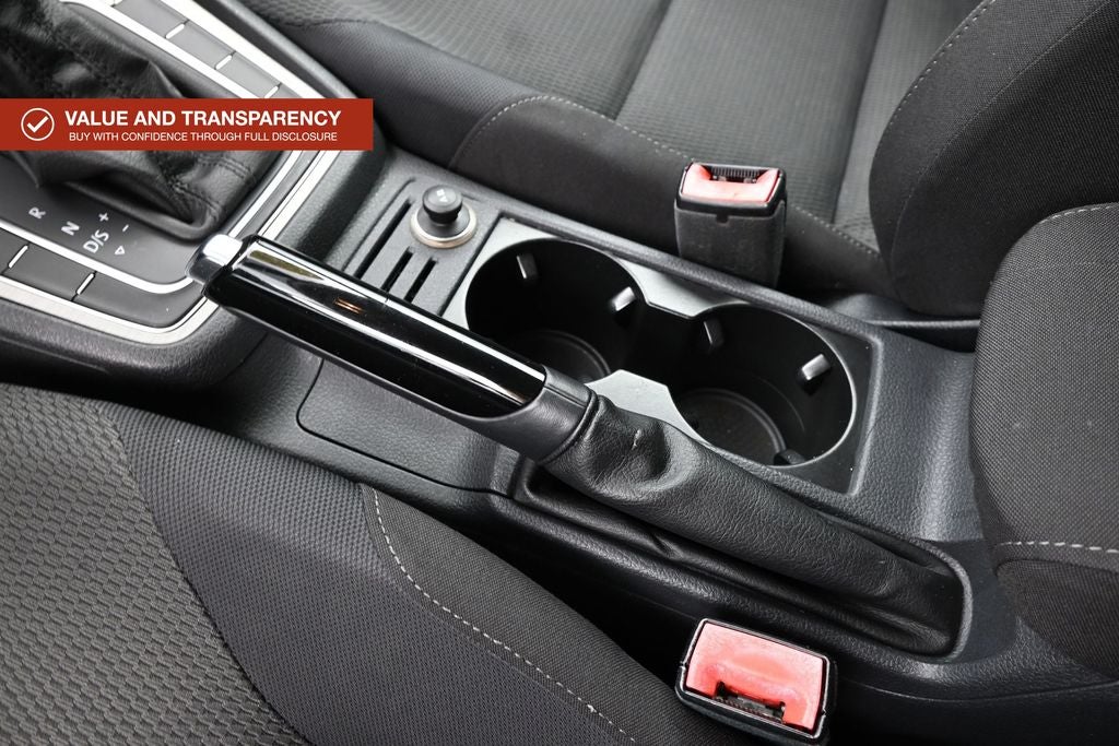 2016 Volkswagen Golf SportWagen S
