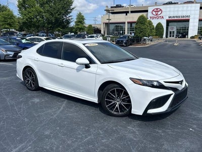 2024 Toyota Camry SE