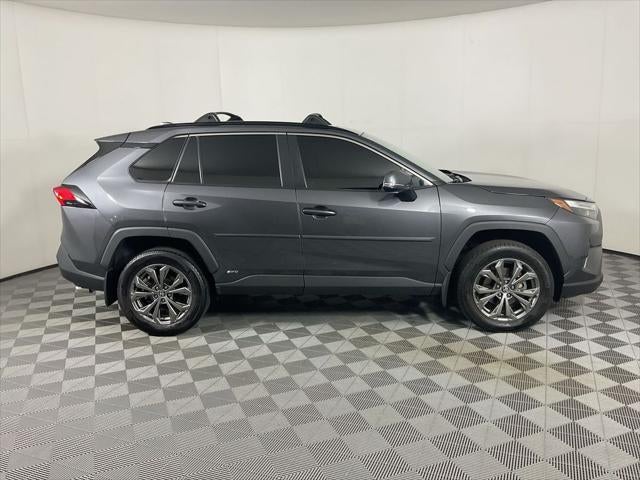 2022 Toyota RAV4 Hybrid XLE Premium