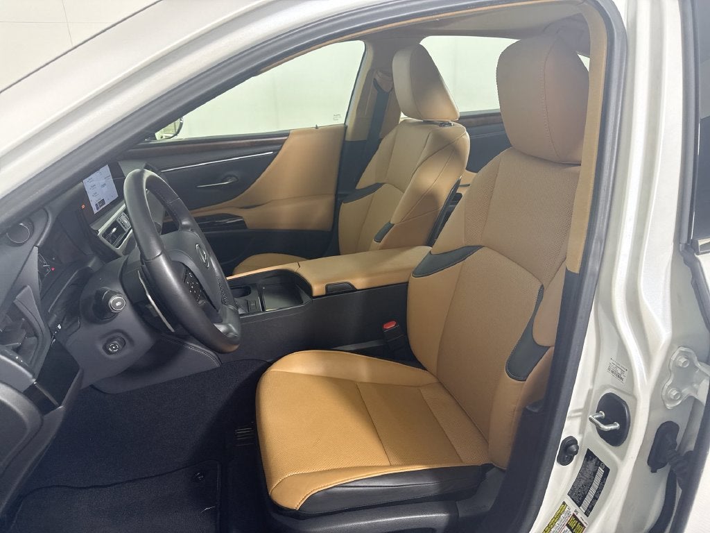 2025 Lexus ES 350