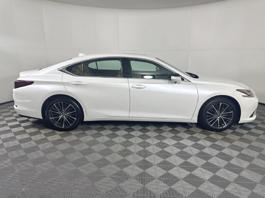 2025 Lexus ES 350