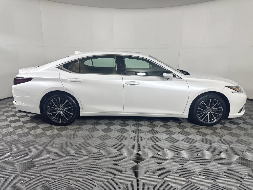 2025 Lexus ES 350