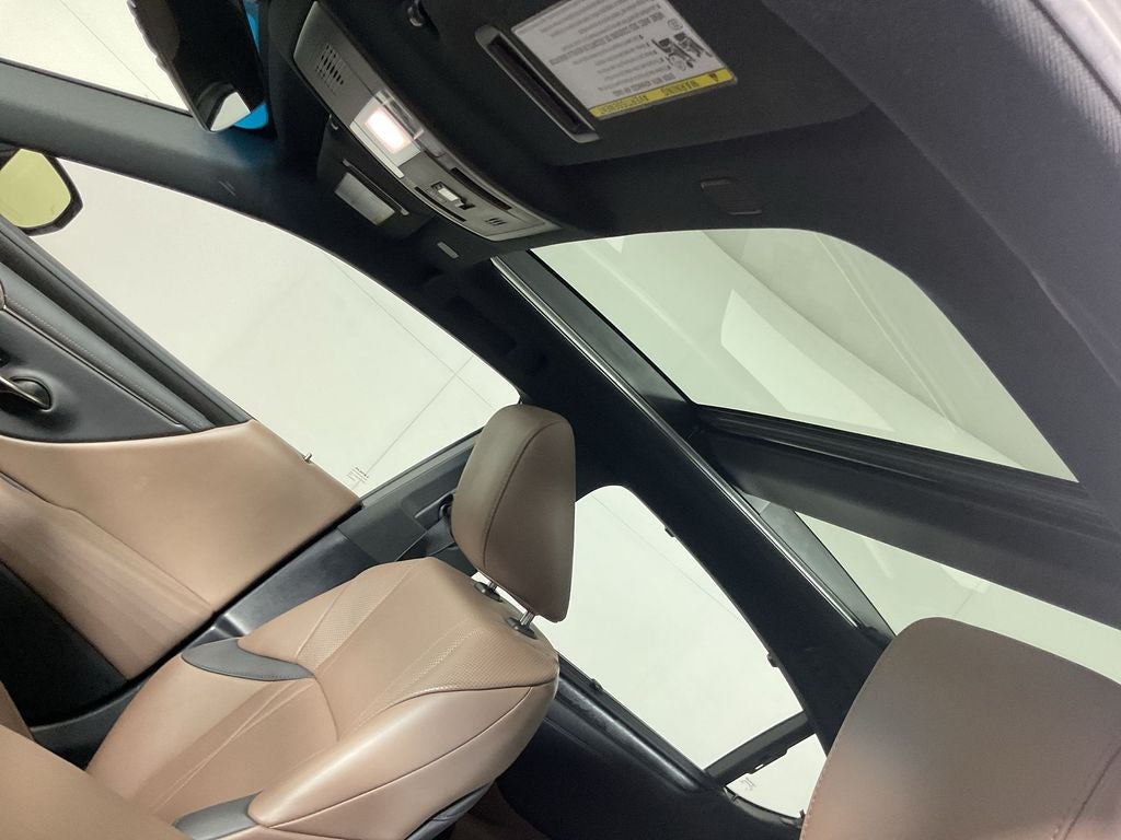 2022 Lexus ES 350 Ultra Luxury