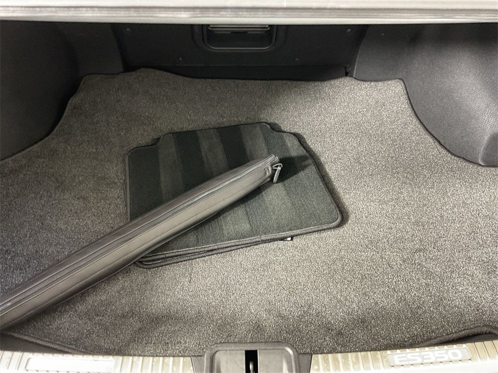 2022 Lexus ES 350 Ultra Luxury