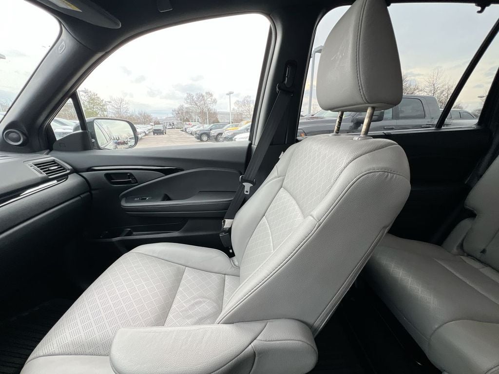 2023 Honda Passport Elite